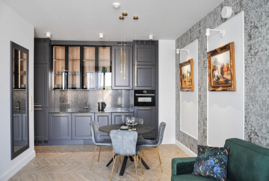 main image: Kuchnia z jadalnią – centralne miejsce domu