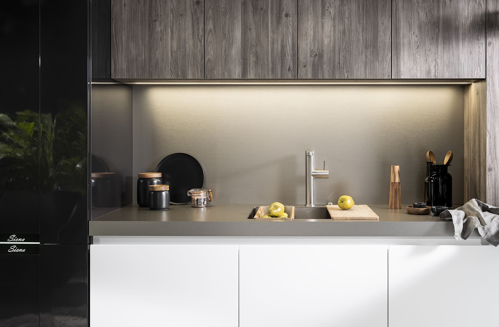 Wnętrza glamour czarno białe